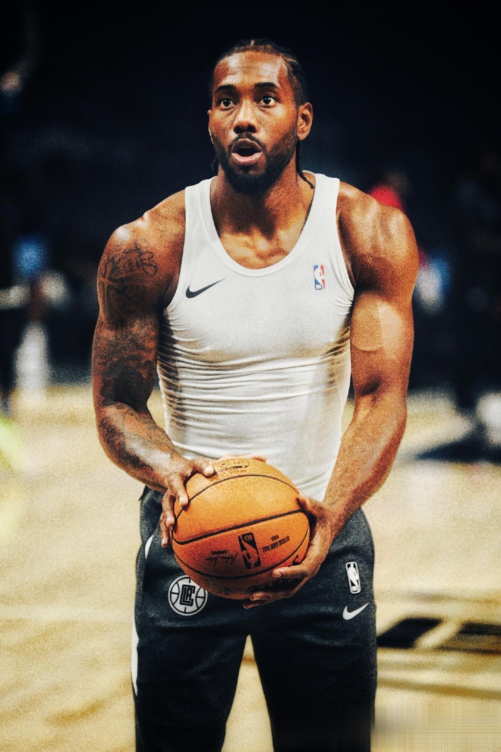 狙击蝴蝶啥时候能播到这儿，当时路透周柯宇陈妍希亲的太对味儿了（《狙击蝴蝶》什么时候能播到这段？当时路透里周柯宇和陈妍希那一吻也太对味了）