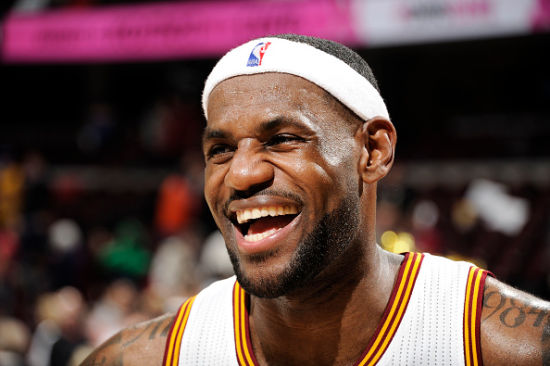 队报盛赞托万：现在他不仅是技术领袖，还是更衣室领袖（队报称赞托万：如今他既是技术核心，也是更衣室领袖）