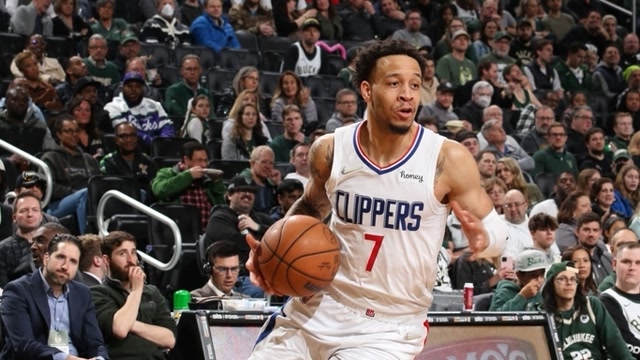 CBA：浙江男篮主场大胜新疆（CBA：浙江男篮坐镇主场狂胜新疆队）