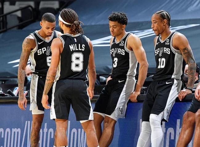 NBA历史上最强的11号巨星是姚明，因为很少巨星选择这个号码（罕见的11号传奇：NBA史上最佳11号当属姚明）