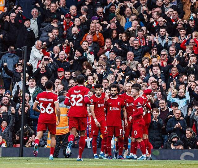 东契奇致信里夫斯：很抱歉当你队友，祝贺你成为我的头号粉丝（东契奇写信给里夫斯：为曾与你同队向你道歉，恭贺你成我的头号拥趸）