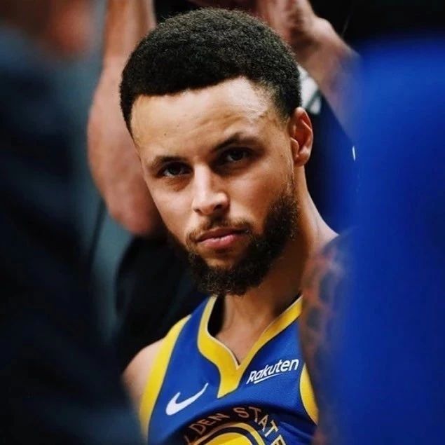 火星撞地球！枪手领跑英超&欧冠0丢球，拜仁新赛季17胜1平不败（世纪碰撞！枪手英超领跑欧冠零失球，拜仁新季17胜1平仍不败）