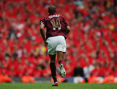 帕金斯：湖人防守糟糕的根源是东契奇，他整场都在向裁判抱怨（帕金斯：湖人防守差的主因是东契奇，他全场对裁判抱怨不休）