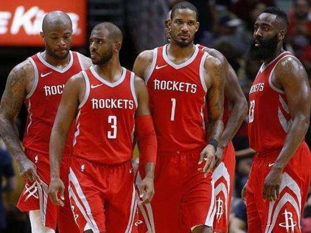 非洲杯前瞻：埃及坐拥豪华攻击线，南非连续11场比赛保持不败（非洲杯展望：埃及锋线群星云集，南非豪取11战不败）