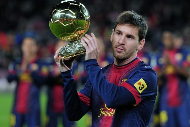 汉堡vs法兰克福：洛孔加、卢卡-武什科维奇首发，堂安律、达胡德出战（汉堡迎战法兰克福：洛孔加、卢卡-武什科维奇先发，堂安律、达胡德登场）