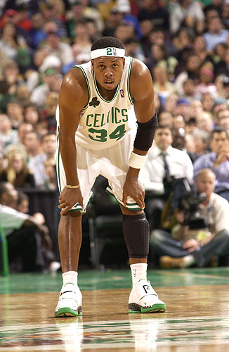 鹈鹕主帅：目标是最大化锡安价值，他很成熟地适应了替补安排（鹈鹕主帅：努力最大化锡安价值，他已成熟适应替补角色）