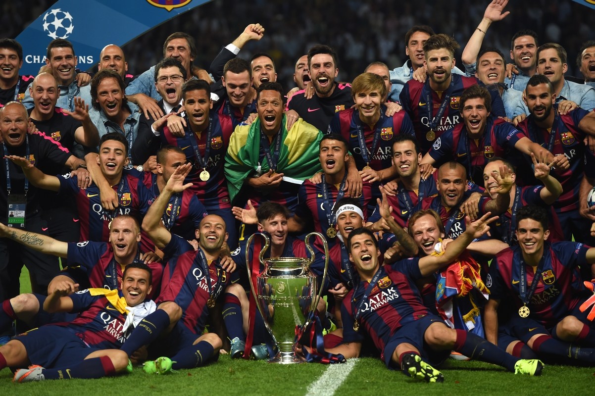 在上海旅游的奇塔迪尼重返海港俱乐部，拜访昔日教练和队友（游沪期间，奇塔迪尼回到海港俱乐部看望旧帅旧友）