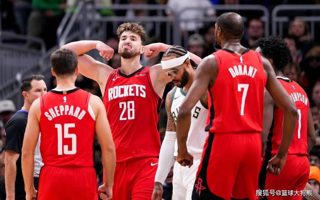 每体列足坛十大奇葩条款：博格坎普拒坐飞机；内马尔微笑条款（每体盘点足坛10大离奇条款：博格坎普拒乘飞机，内马尔微笑条款）