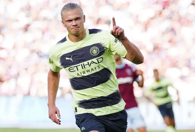 深圳男篮逆转北京王薪凯关键表现（王薪凯发威助深圳男篮逆转北京）