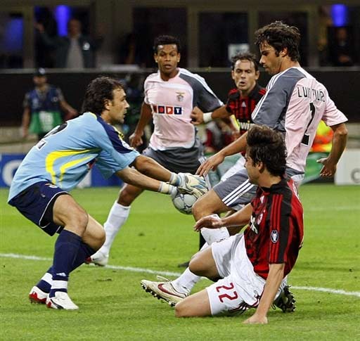 阿斯：埃切韦里渴望重返河床，但曼城仍会将他租借至赫罗纳（阿斯：埃切韦里盼回归河床，曼城仍拟将其外租至赫罗纳）