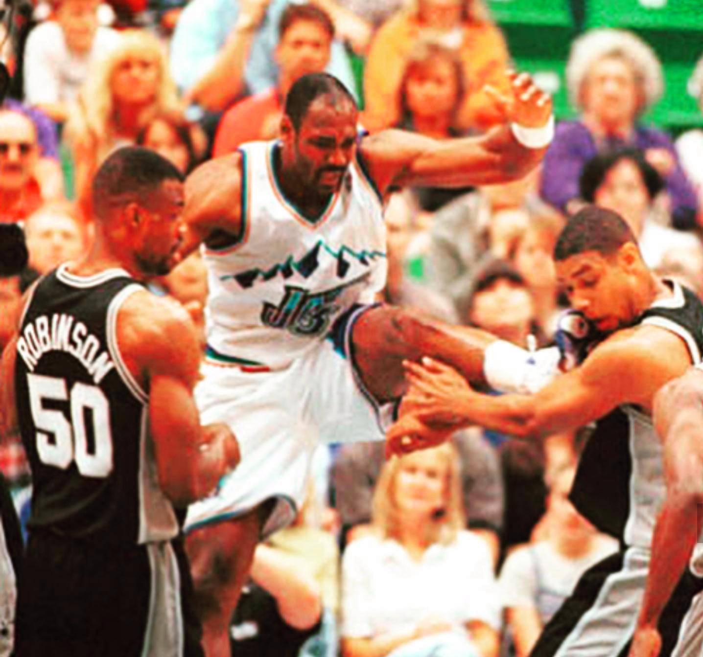 韩K联战报：弗里德约森、崔庆绿破门，光州2-0轻取蔚山（韩职联简报：弗里德约森、崔庆绿建功，光州2-0完胜蔚山）