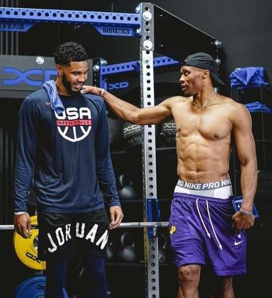 沙特联前瞻：新未来城潜力巨大，利雅得胜利被对手比做大巴黎（沙特联赛展望：新未来城上限可期，利雅得胜利遭对手比作＂大巴黎）