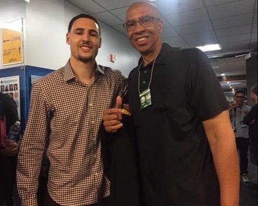 巴萨拖欠拜仁2000万莱万转会费？德雷森：已经付清了（德雷森回应巴萨欠款传闻：莱万转会费2000万已结清）