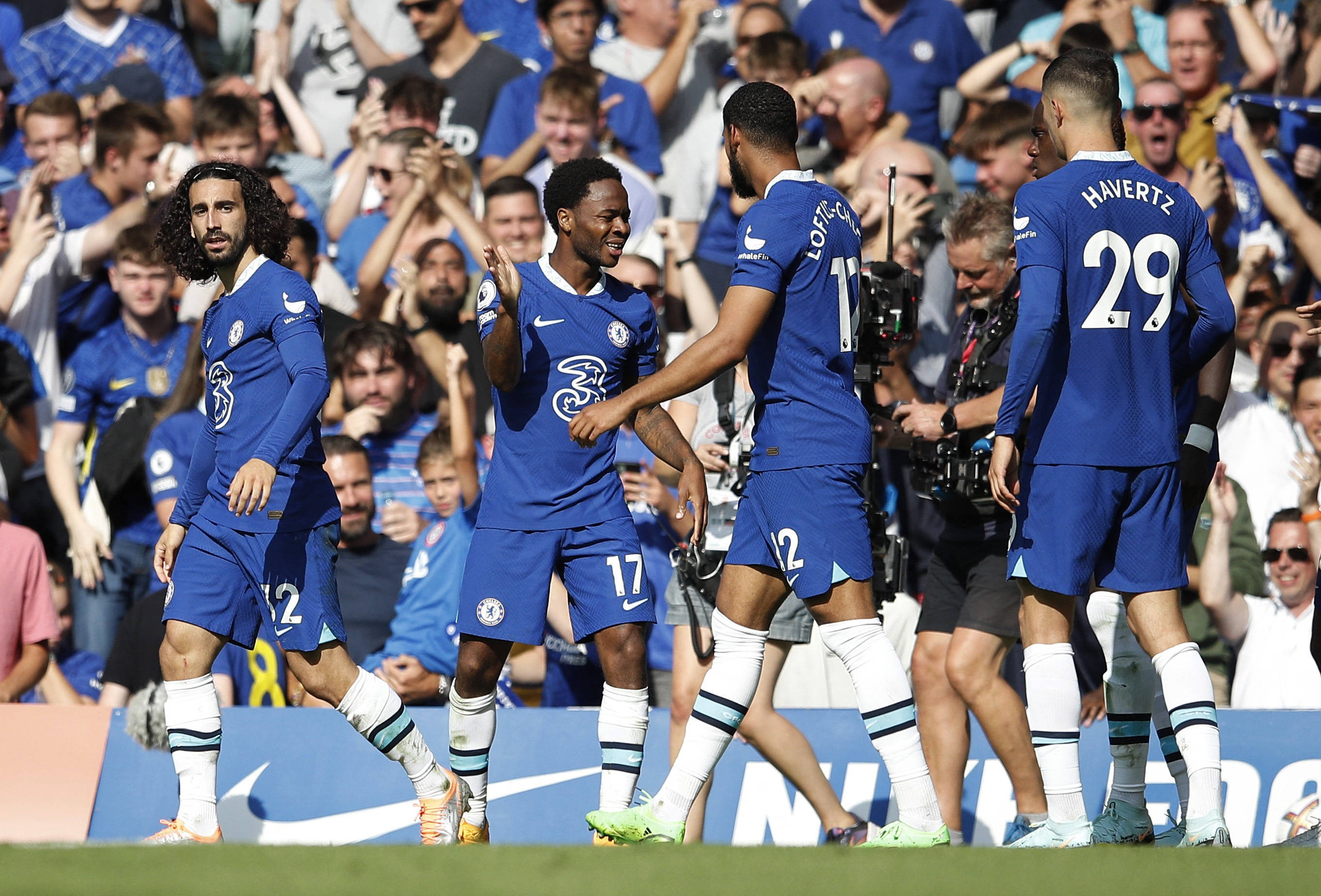 22／23赛季以来顶级前锋越位数：哈兰德仅18次，C罗143次（22／23赛季至今顶级前锋越位榜：哈兰德仅18次，C罗多达143次）